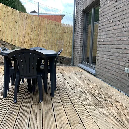 Fully Furnished House, Wifi, Garage Chaffours