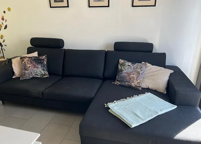 Fully Furnished House, Wifi, Garage